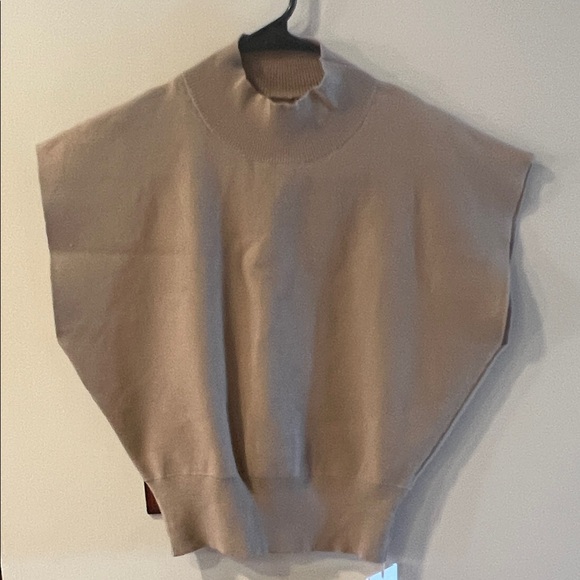 Commense NWT Tan Women's - Picture 2 of 10